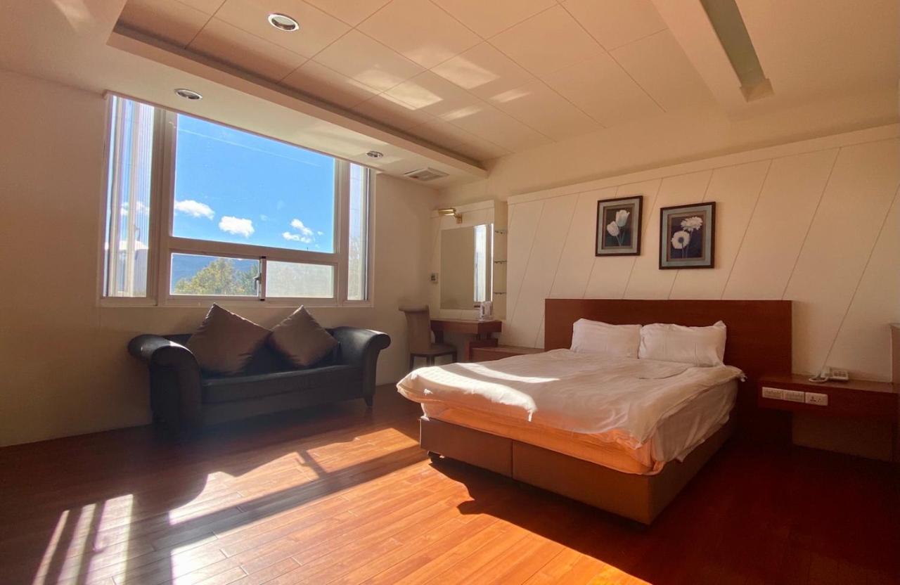 Ailiga Travel Villa Ren'ai Quarto foto