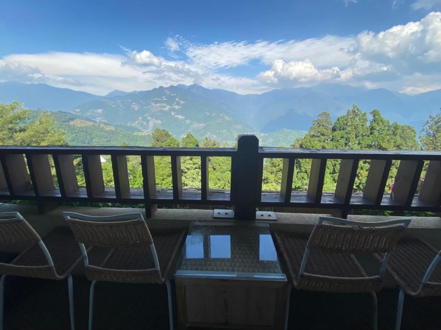 Ailiga Travel Villa Ren'ai Quarto foto