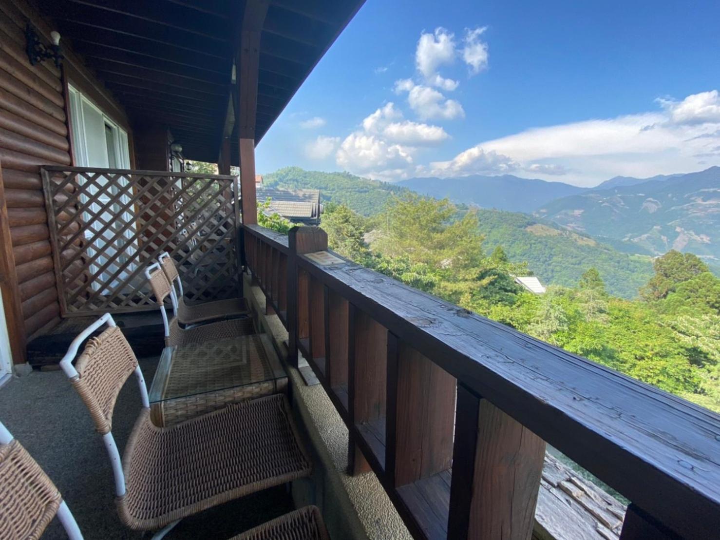 Ailiga Travel Villa Ren'ai Quarto foto